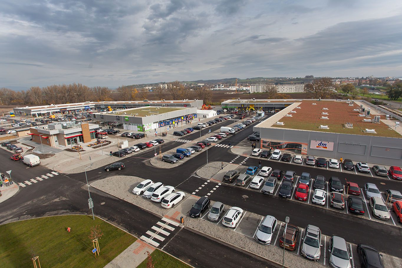 KLM Real Estate oznamuje prodej portfolia retail parků Klokan  v České republice a na Slovensku společnosti Patria investiční společnost